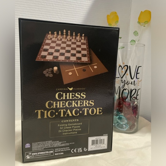 Cardinal classics chess, checkers and tic-tac-toe.  (New). - Picture 2 of 4